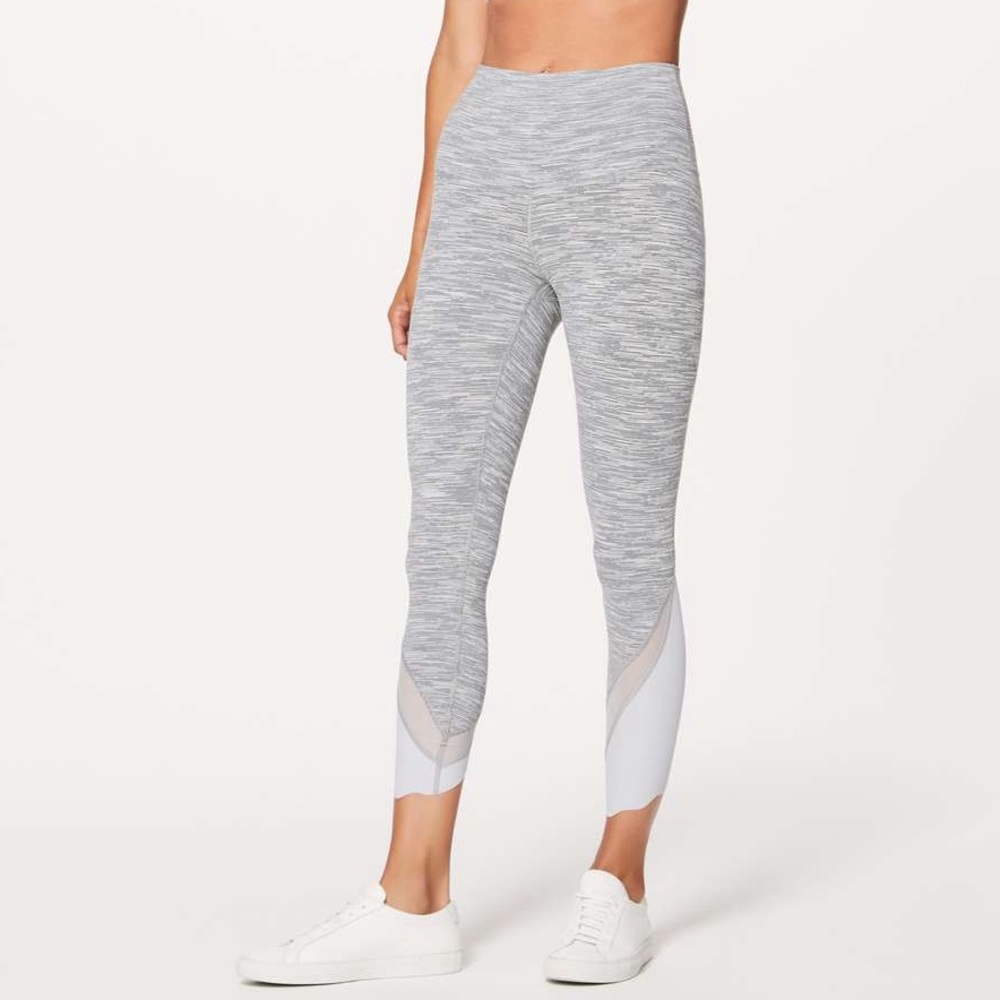 Lululemon Wunder Under Crop II Wee Are From Space Silver Spoon Size 10